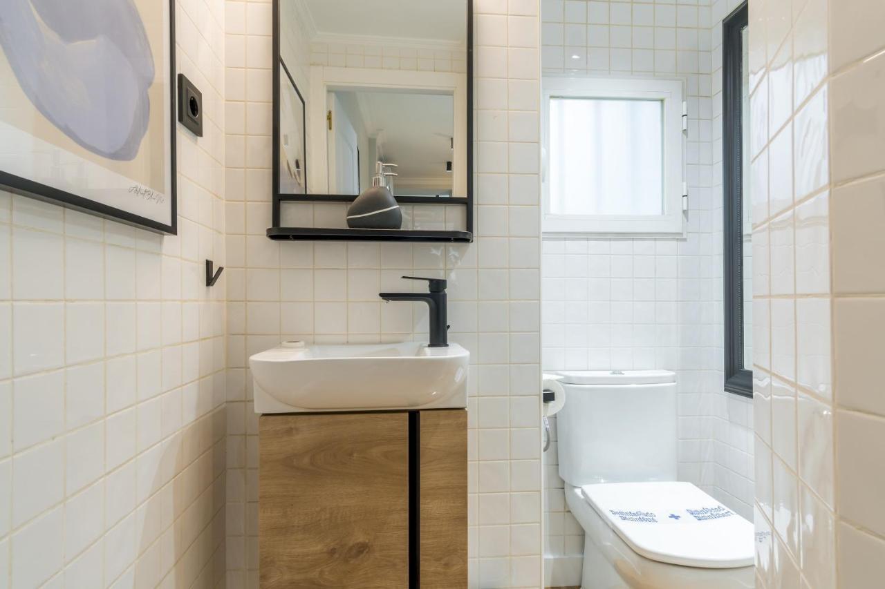 Wide And Modern -1Bd 1,5 Bth- Malasana Madrid Bagian luar foto