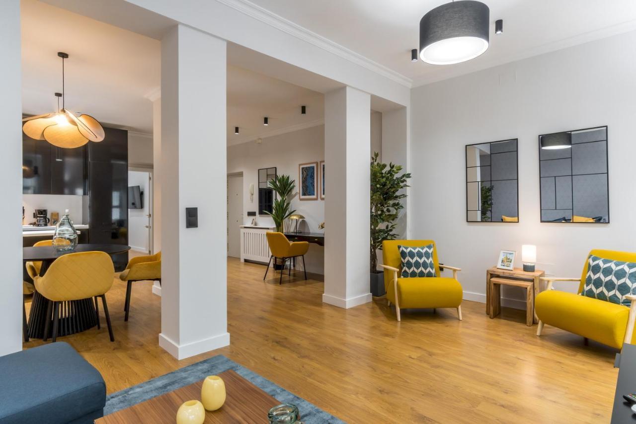 Wide And Modern -1Bd 1,5 Bth- Malasana Madrid Bagian luar foto