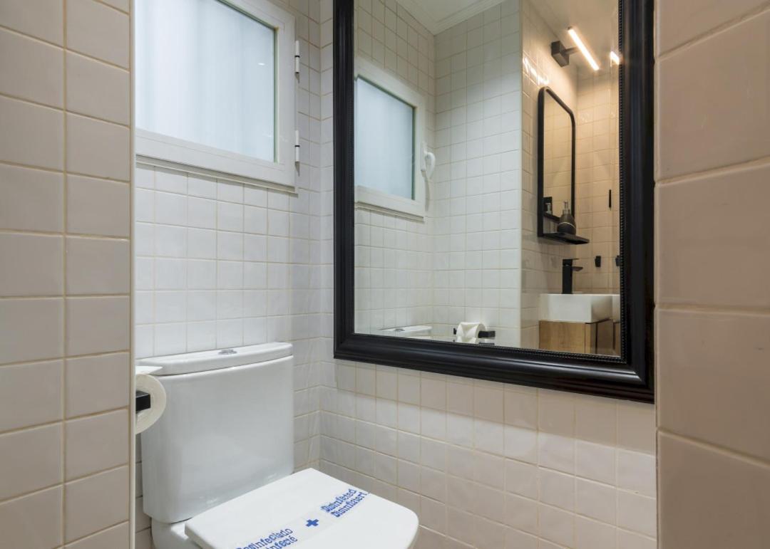 Wide And Modern -1Bd 1,5 Bth- Malasana Madrid Bagian luar foto