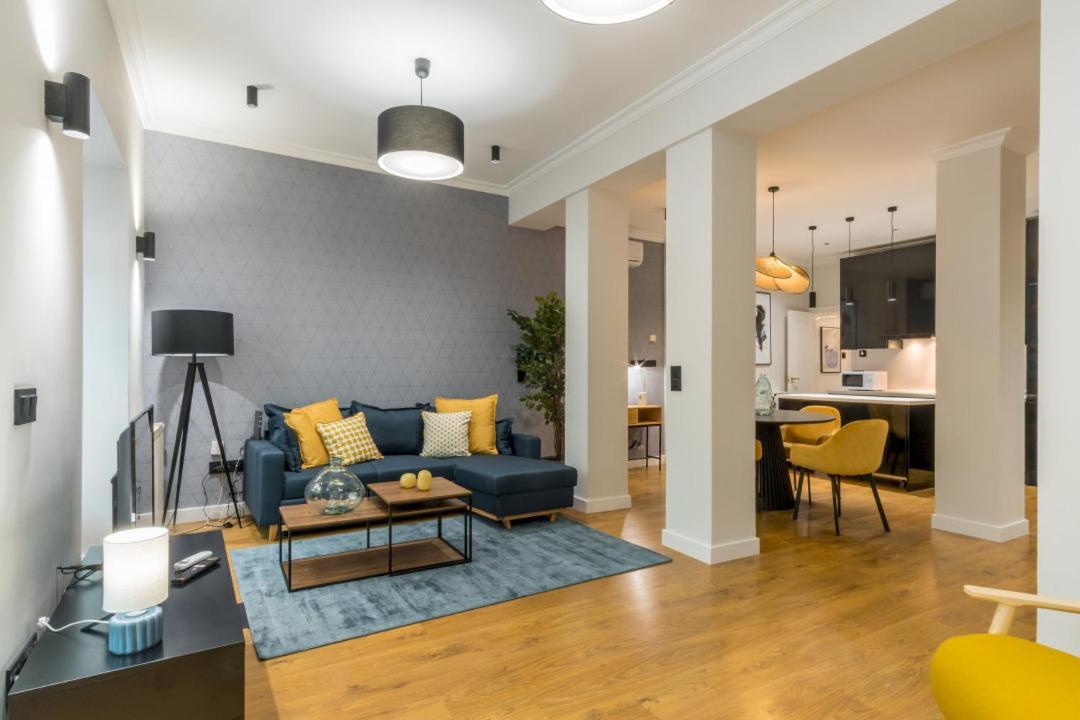 Wide And Modern -1Bd 1,5 Bth- Malasana Madrid Bagian luar foto