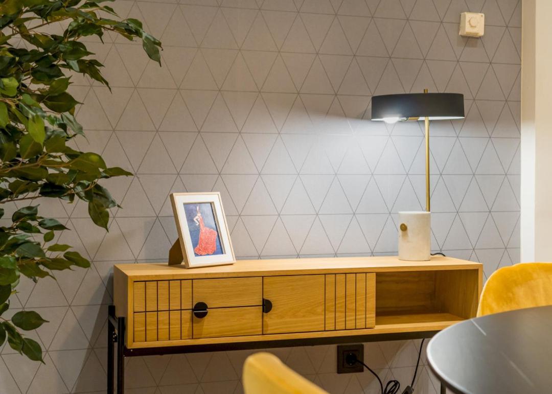Wide And Modern -1Bd 1,5 Bth- Malasana Madrid Bagian luar foto